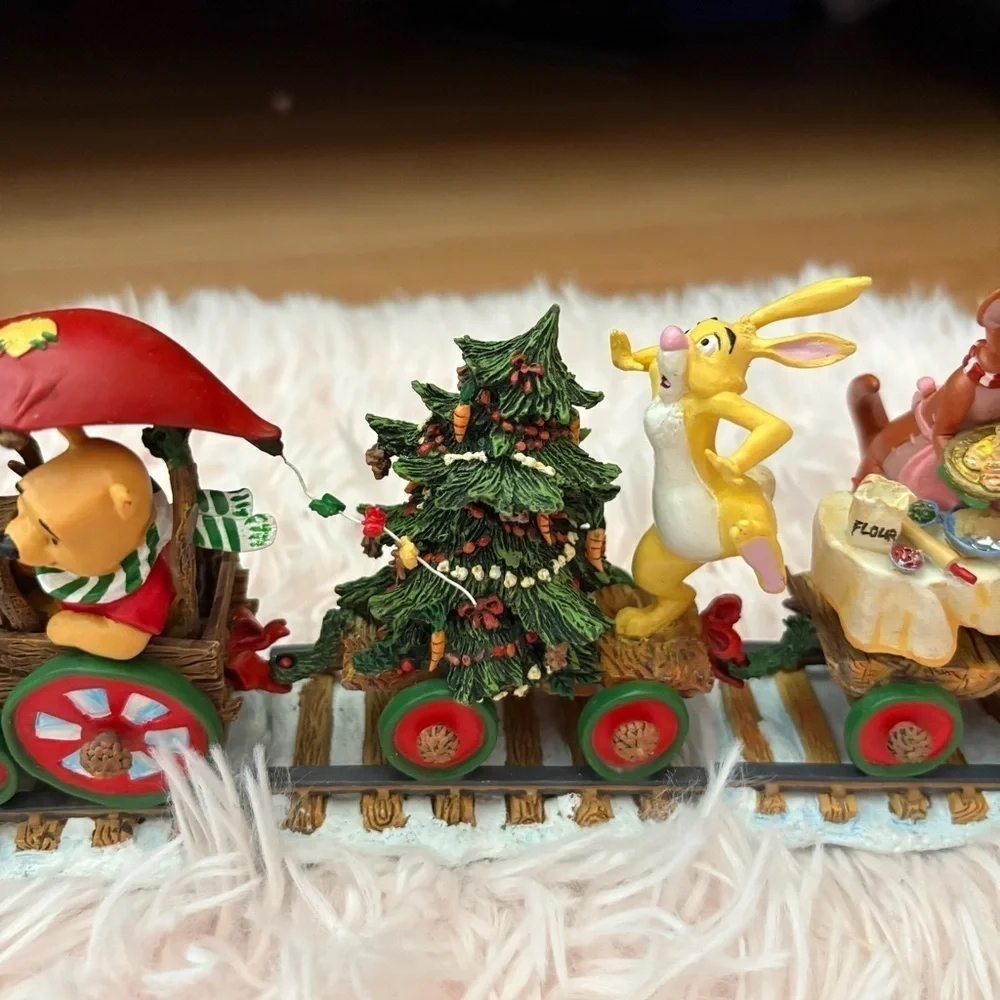 Disney Winnie The Pooh & Friends Christmas Holiday Train Set Danbury Rabbit Roo